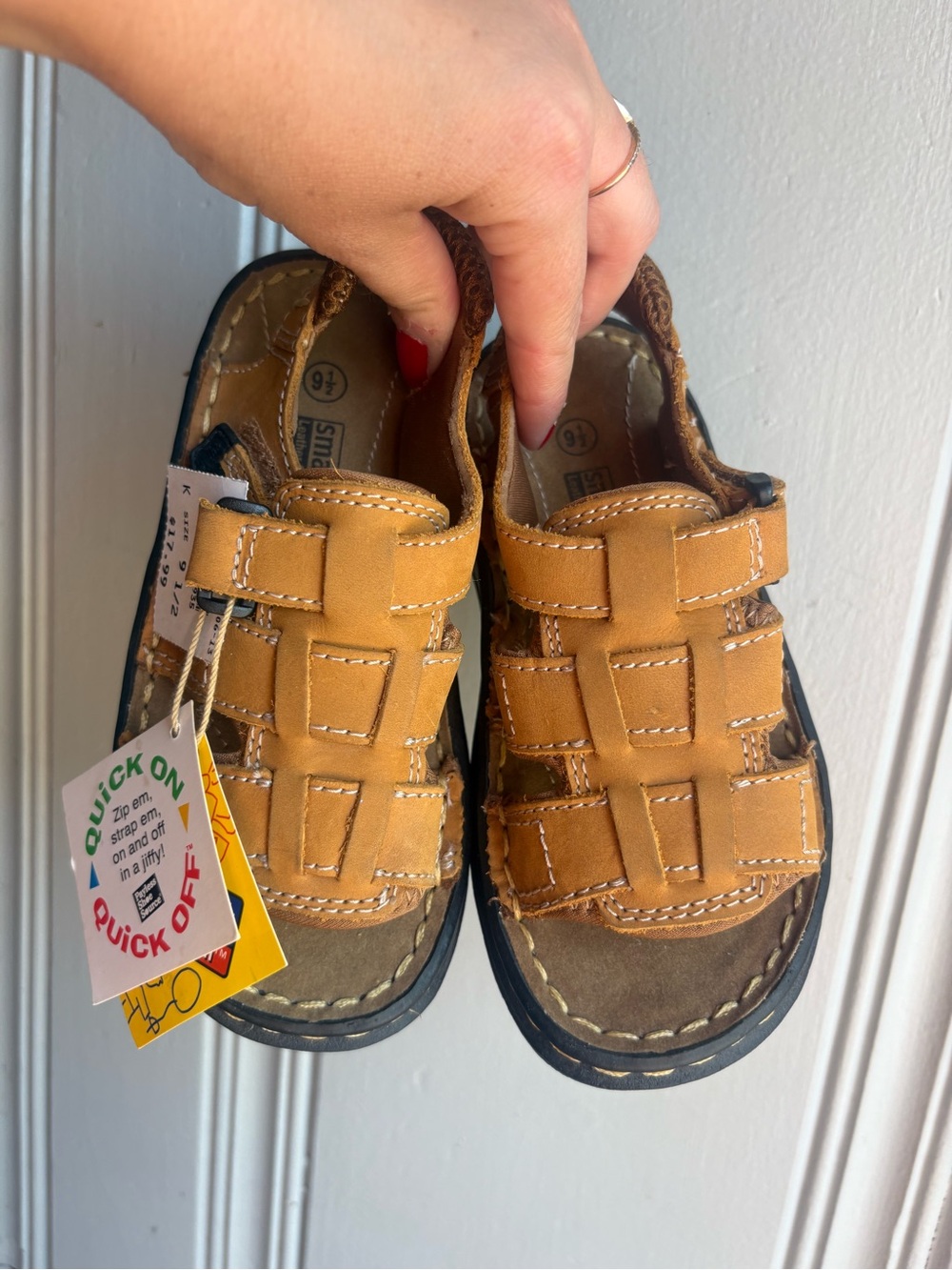 Kids Vintage SmartFit 9.5K Tan Leather Fisherman Sandals NEW!
